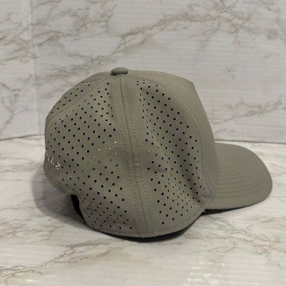 Sweet Rollz gray Elephant Athletic Golf Hat lightweight performance wear - Picture 4 of 8